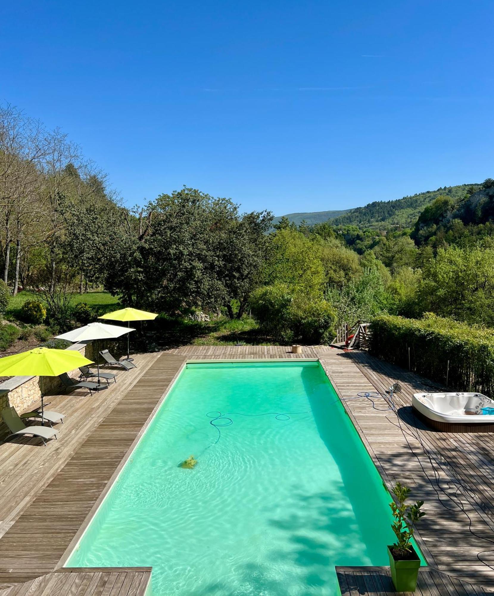 Gite Nature En Luberon Céreste Esterno foto